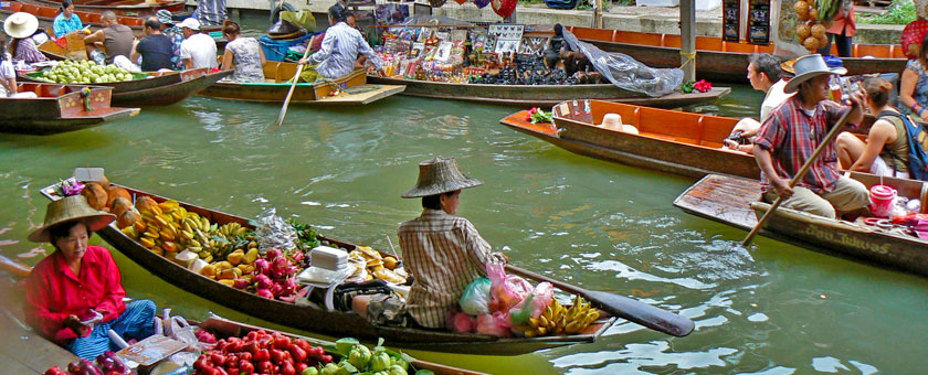 Bangkok - the floating market