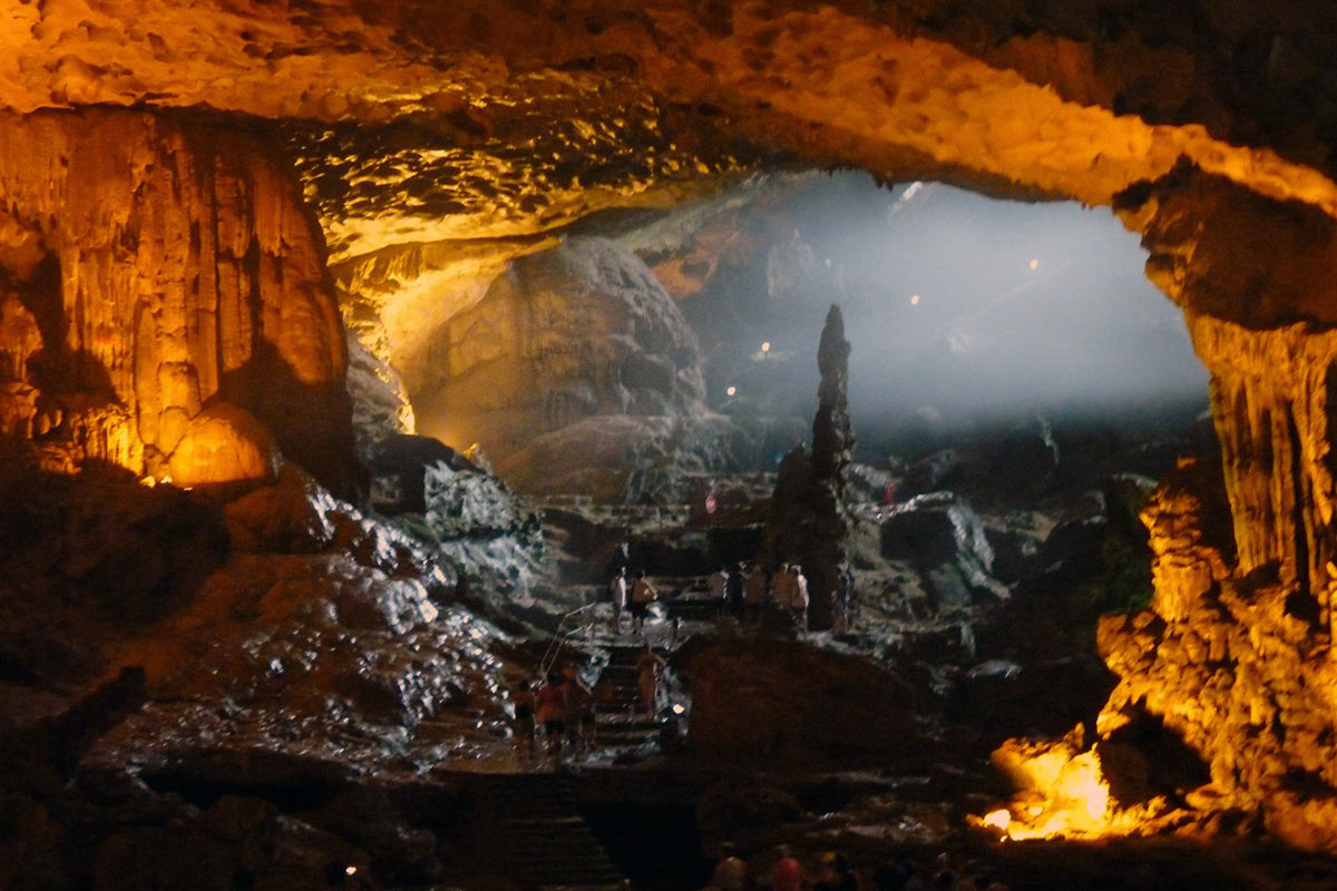 Vietnam Halong Bay Cave